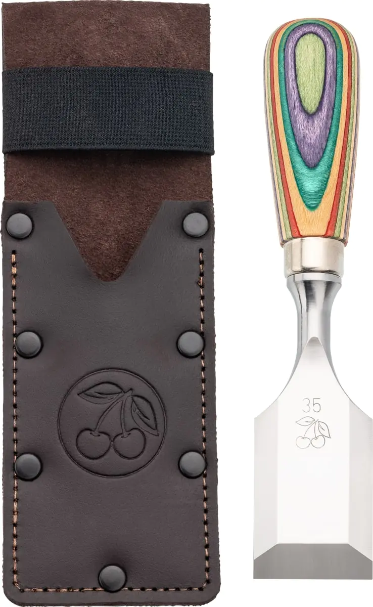 W.I.N.A.C. Burin court 35 mm dans un étui en cuir avec manche de skateboard KIRSCHEN