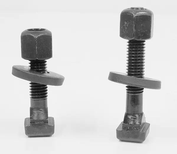 Vis pour rainure en T avec écrou hexagonal et rondelle avec filetage M8 pour une largeur de rainure de 8 mm.