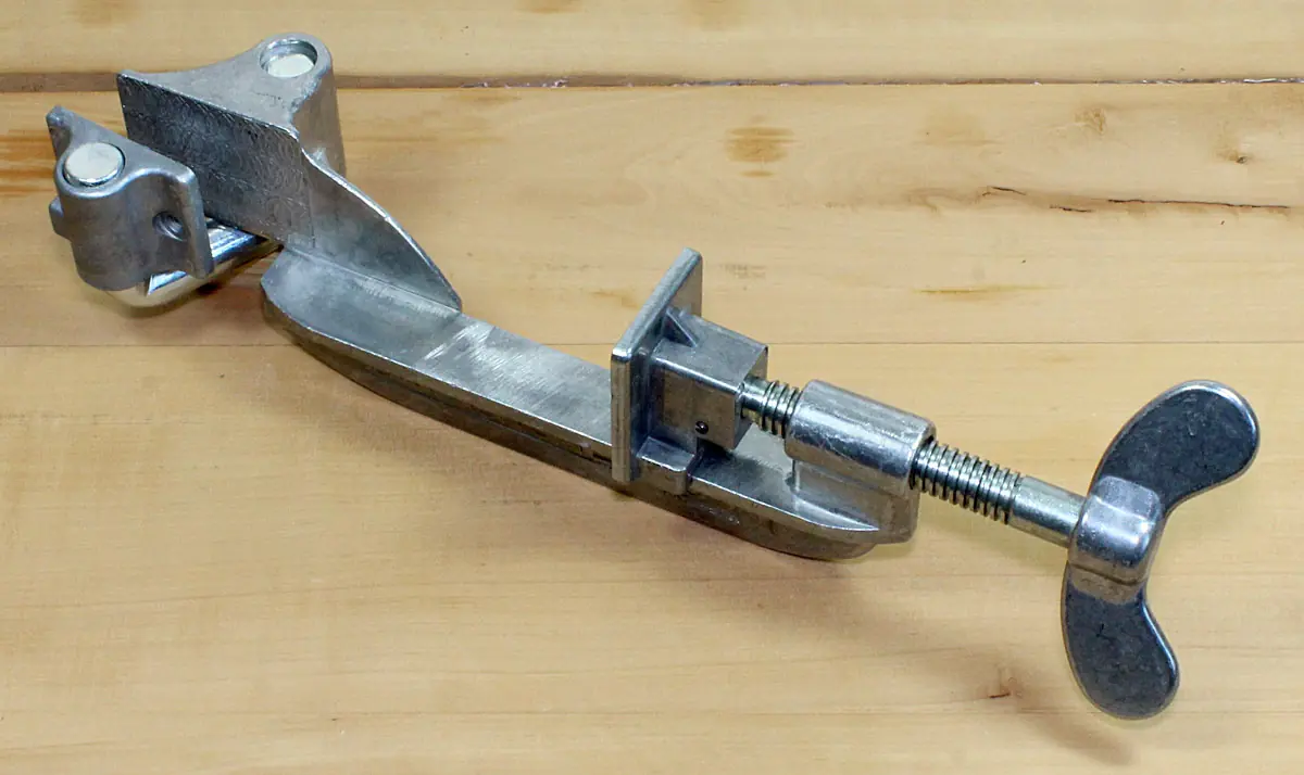 Serre-Joint d'Angle pour Coin et Etagère DUBUQUE