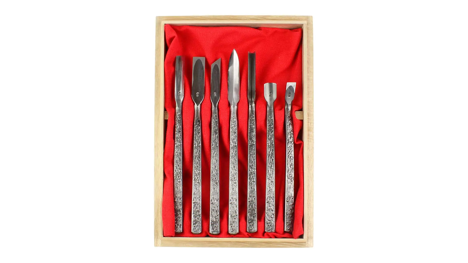 Ensemble d'Outils de Sculpture Ryu avec Poignées en Acier 7 pièces dans une Boîte en Bois KAWASEI