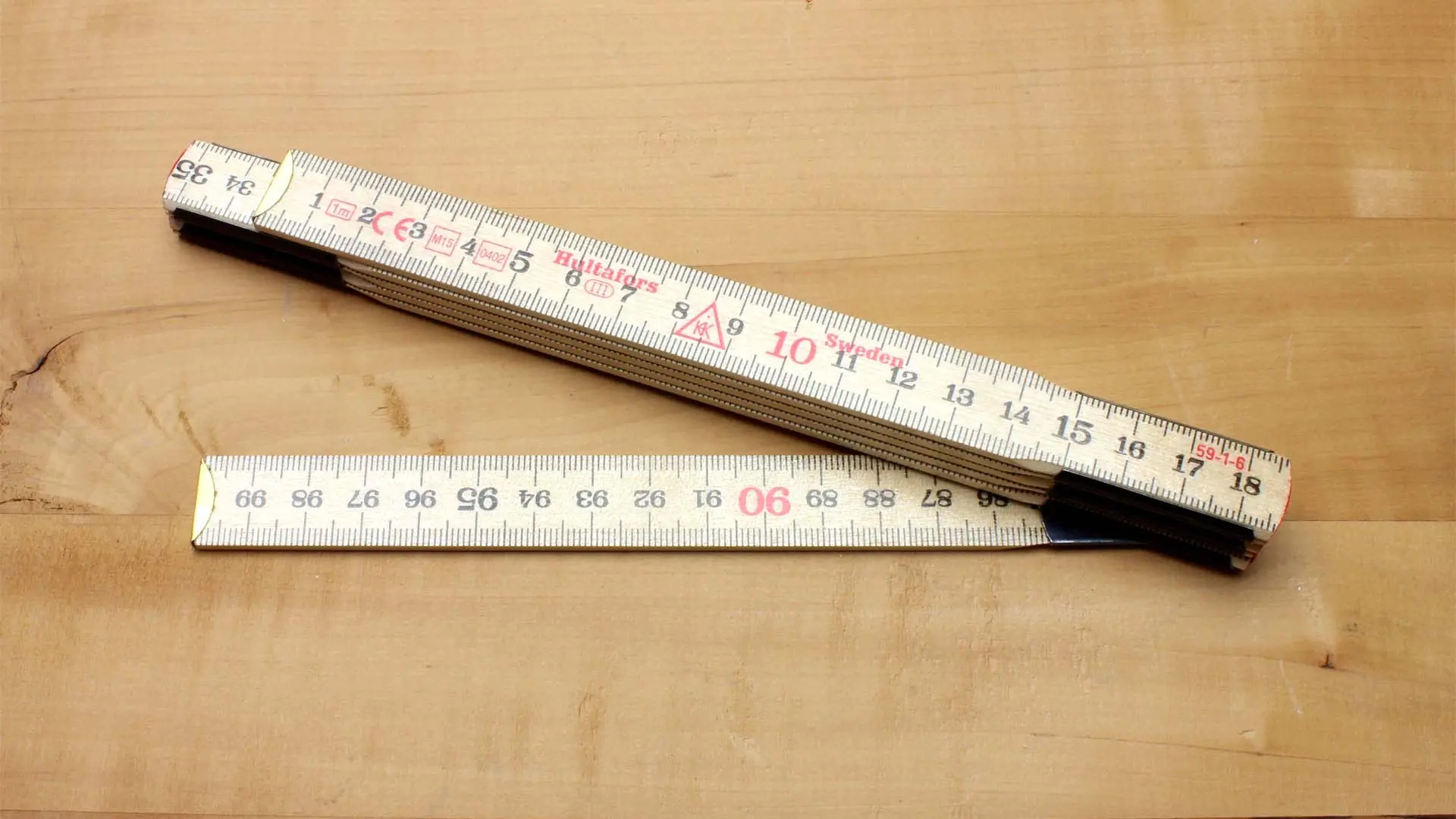 Règle Pliante Suédoise 1m 6 Segments HULTAFORS