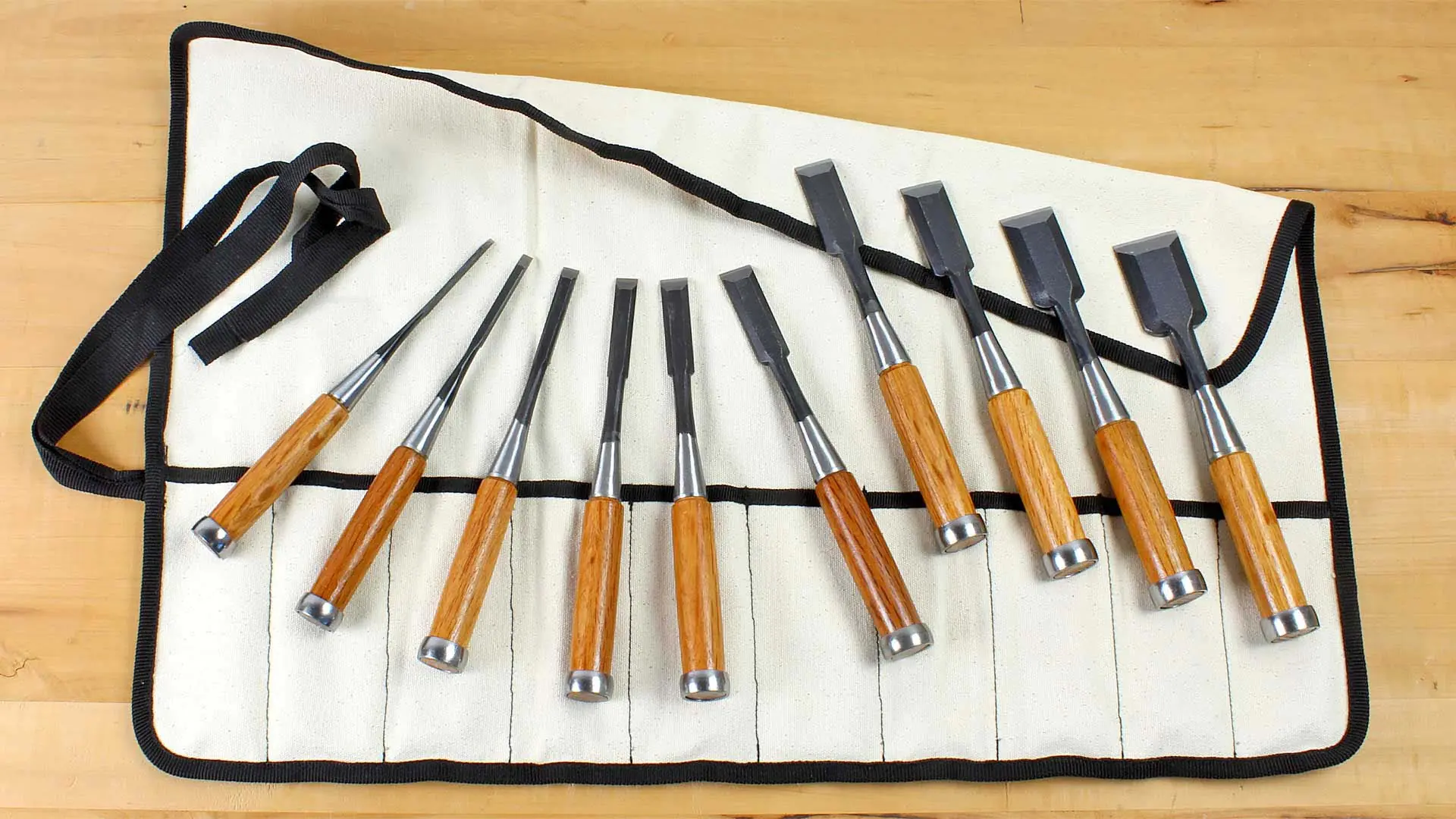 Ensemble de 10 Ciseaux à Bois Japonais 3-6-9-12-15-18-21-24-30-36 mm dans un Rouleau en Toile HIKOZA