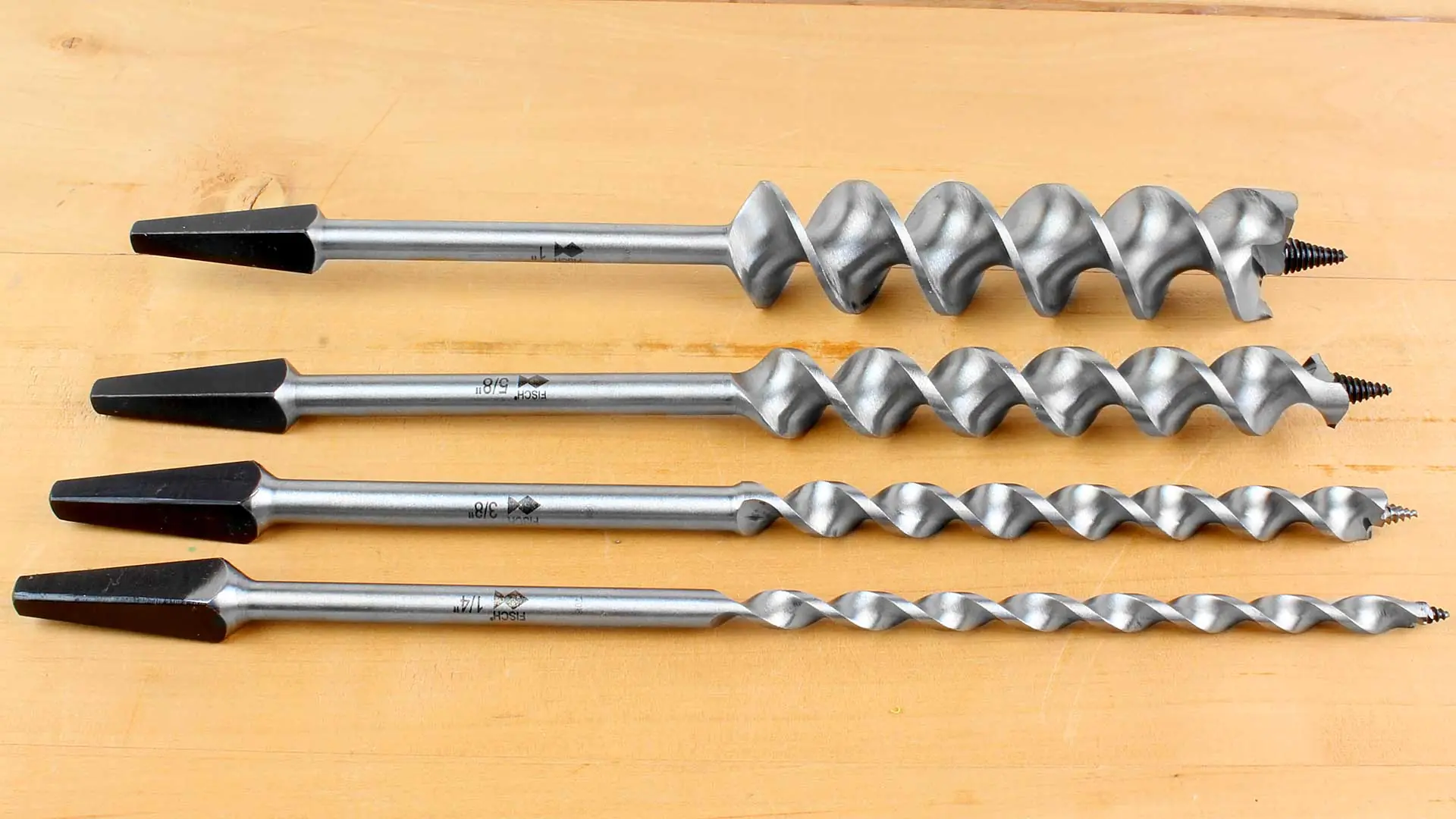 Foret de Tarière Jennings Modèle D = 3/8 pouce (9.52 mm) LT 9 po (229 mm) à Queue Conique Carrée FISCH Foret de Tarière Jennings Modèle D = 3/8 pouce (9.52 mm) LT 9 po (229 mm) à Queue Conique Carrée FISCH