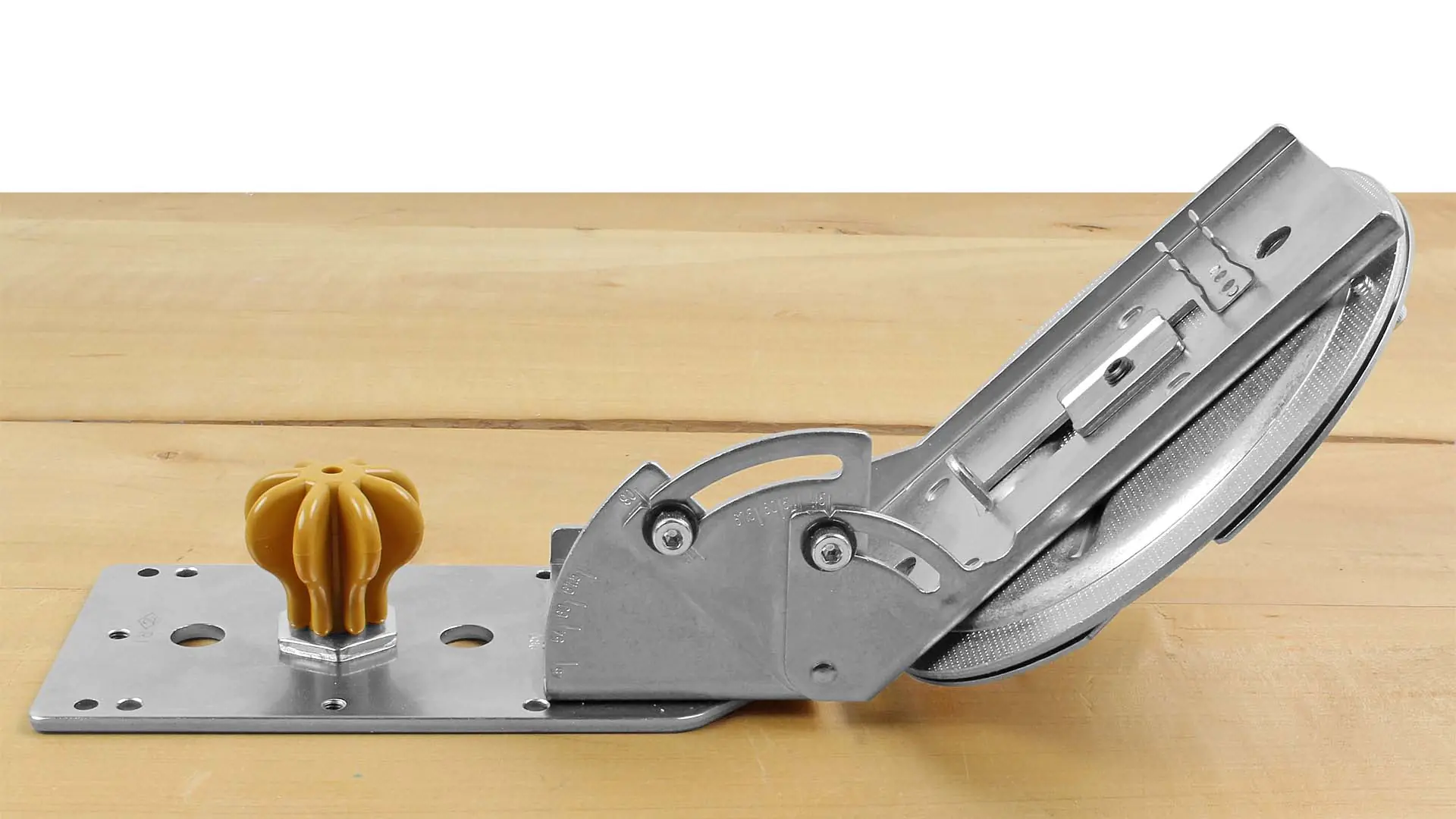 Guide de Sciage de Précision à Angle Libre avec Scie Guide de Sciage de Précision à Angle Libre avec Scie