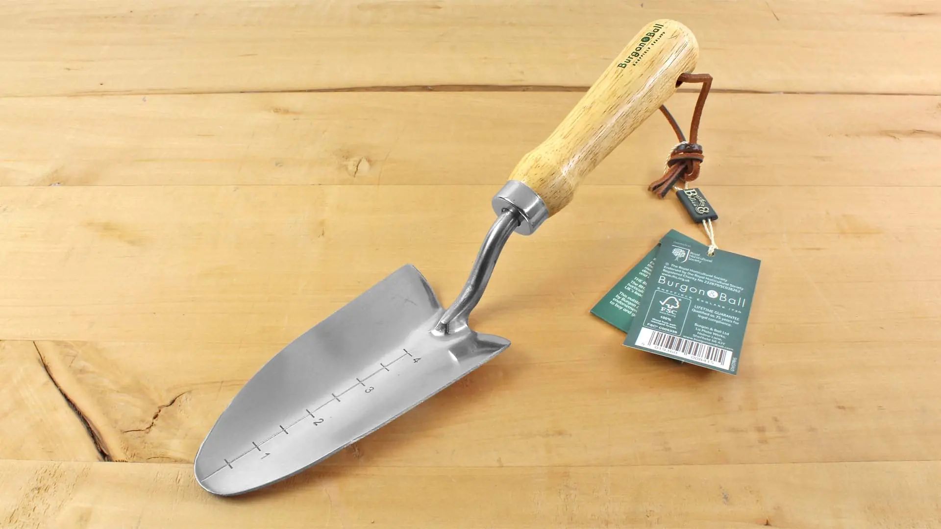 Truelle Transplanteuse en acier inoxydable avec manche en bois Longueur totale 300 mm = 12 po. BURGON & BALL