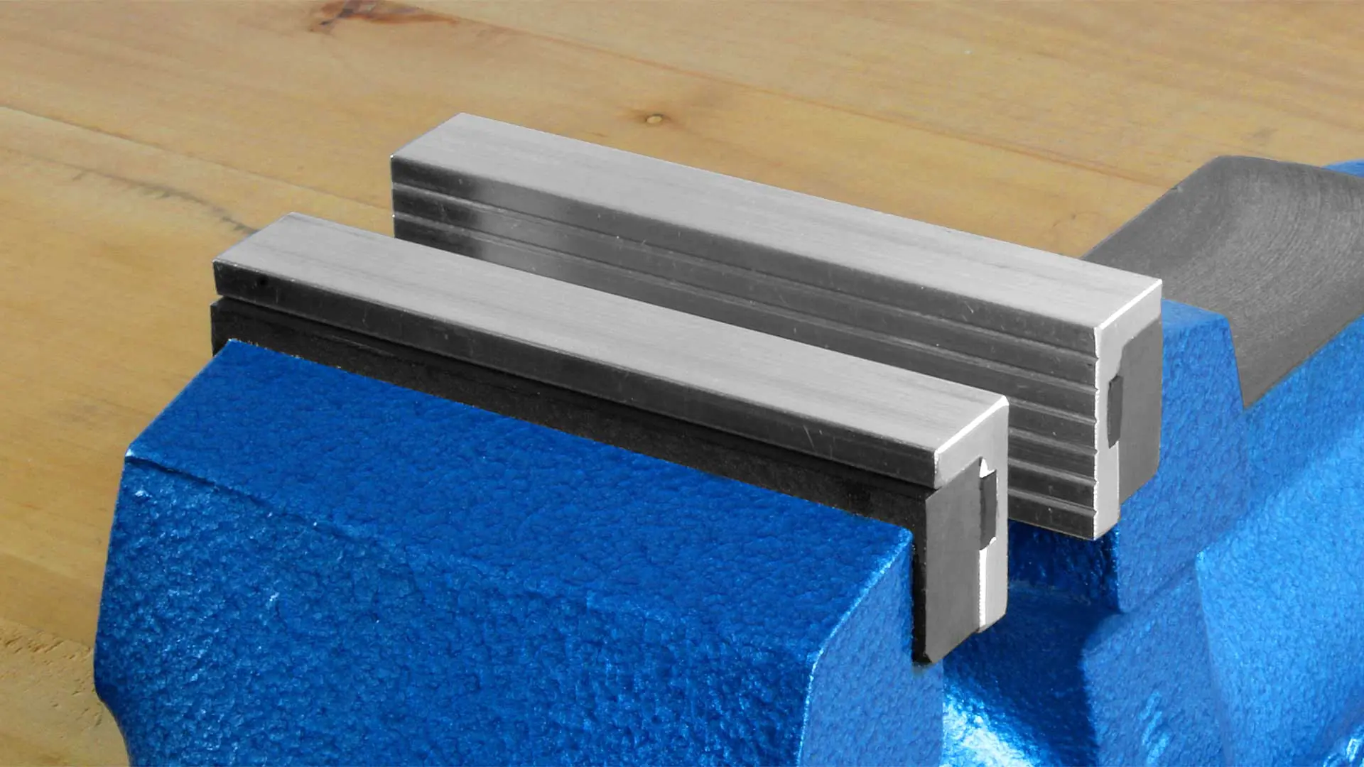 Paire de mâchoires magnétiques en aluminium