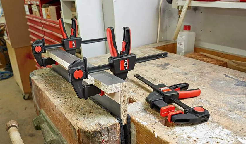 2 x Presse "Une Main" de table EZR 150/60 BESSEY 2 x Presse "Une Main" de table EZR 150/60 BESSEY