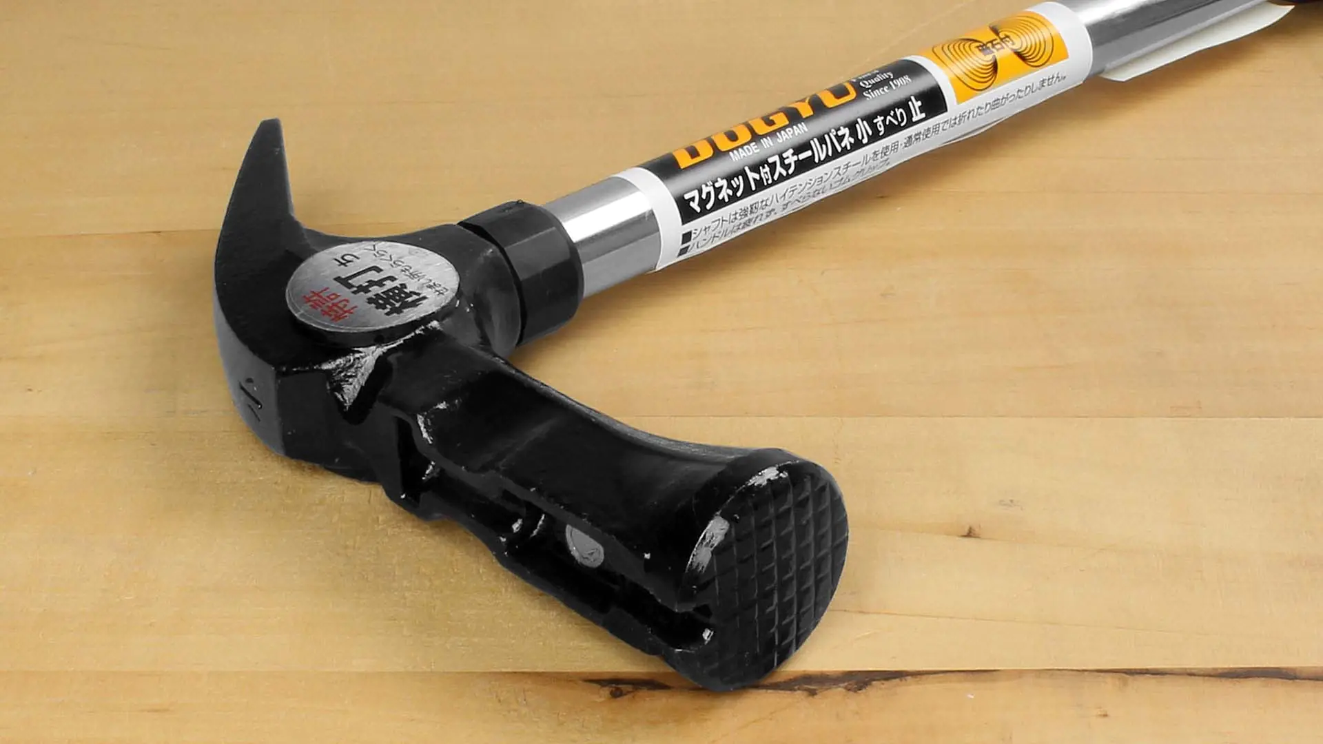 Marteau à Griffes Japonais Face Quadrillée Poids 550 g Diamètre de la Tête 27 mm LT 390 mm DOGYU