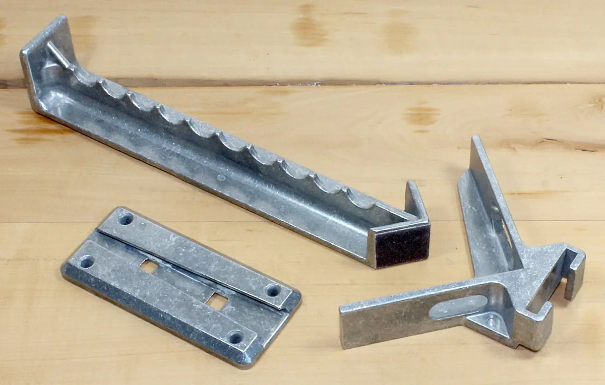 Jeu de 3 Pièces de Fixation (Base et Attache d'Angle) DUBUQUE