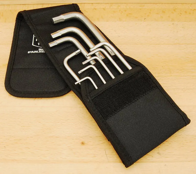 Ensemble de 9 Clés Allen 3/32 - 7/64 - 1/8 - 9/64 - 5/32 - 3/16 - 1/4 - 5/16 - 3/8 pouces Inox WERA Ensemble de 9 Clés Allen 3/32 - 7/64 - 1/8 - 9/64 - 5/32 - 3/16 - 1/4 - 5/16 - 3/8 pouces Inox WERA