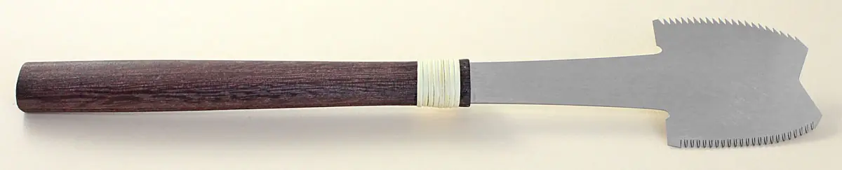 Azebiki Nokogiri - Scie Japonaise pour Commencer les Coupes au Centre d'un Panneau Lame 60mm HISHIKA