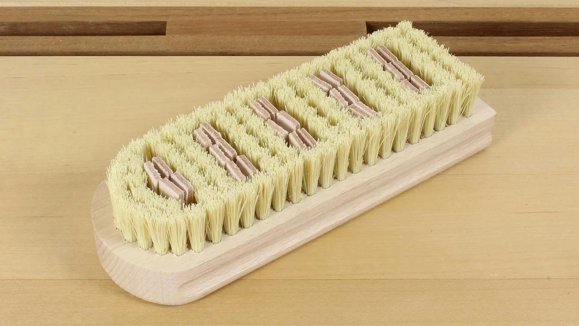 Brosse à Cirer en Fibre + Cuir 175x60mm
