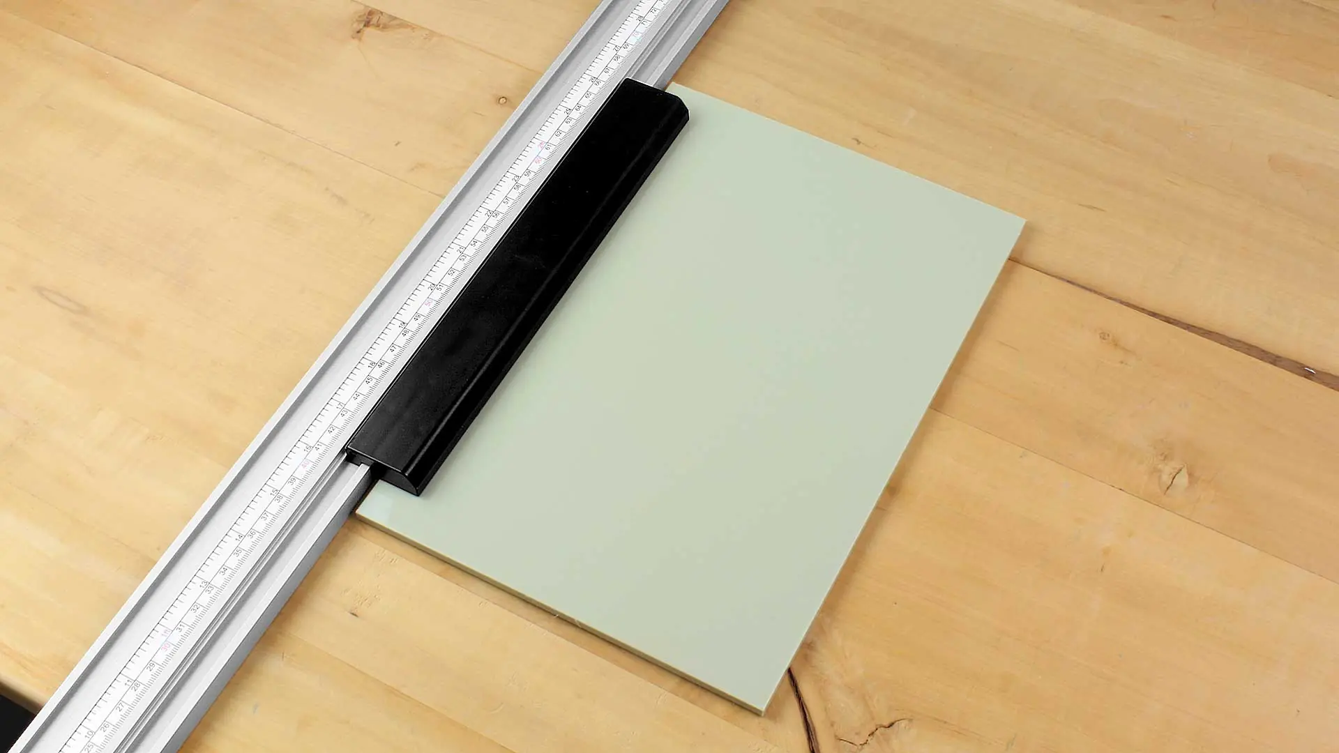 Base Universelle pour Serre-joint Pro Grip 11-1/2 x 7-3/4 pouces = 292 x 197 mm