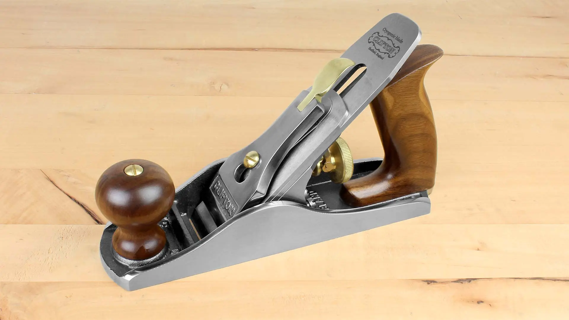 Rabot de Lissage n°3 Lame 44 mm = 1-3/4 po. CLIFTON Rabot de Lissage n°3 Lame 44 mm = 1-3/4 po. CLIFTON