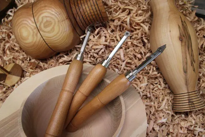 Jeu d'outils de tournage MINI avec pointes en carbure NAREX