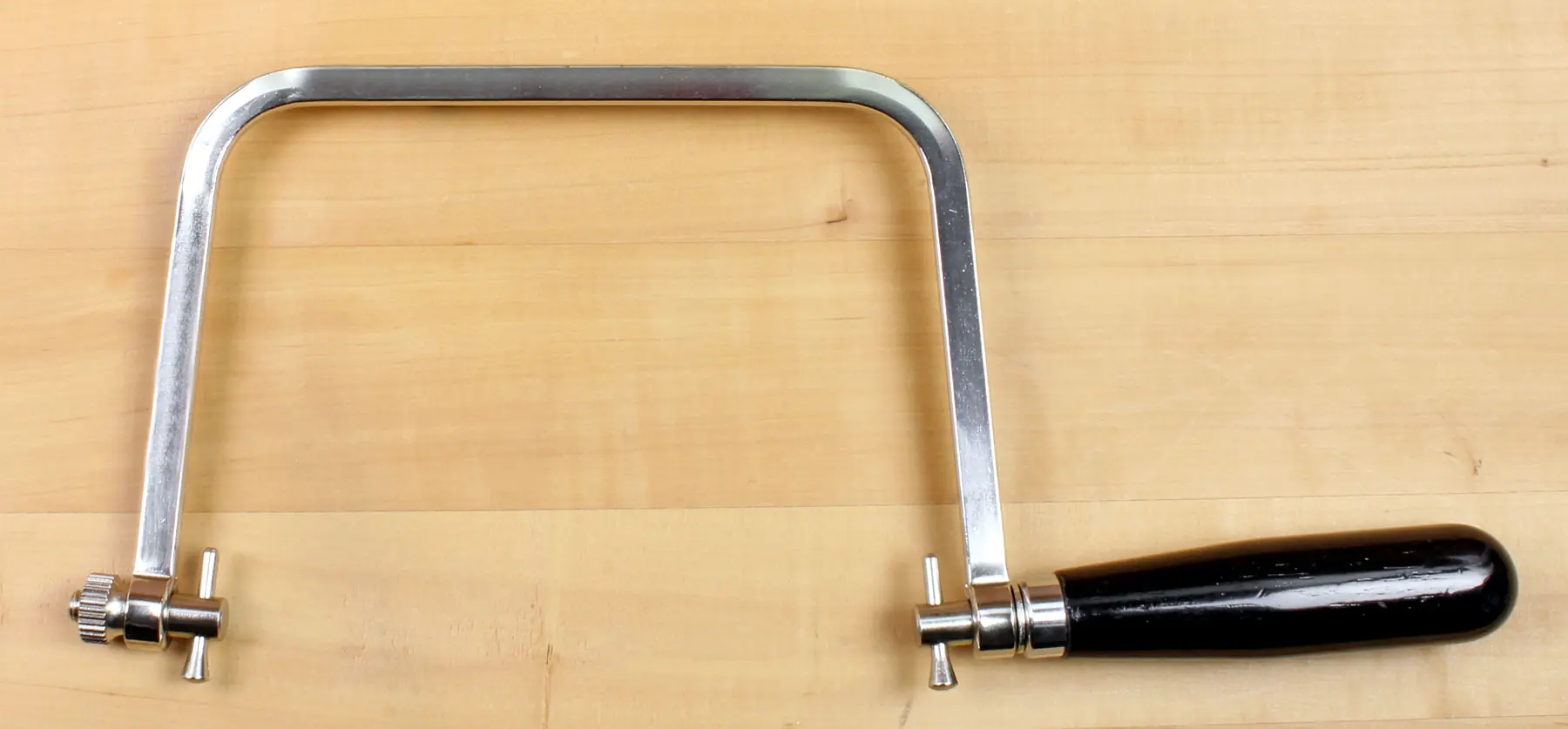 Cadre de Scie à Découper Profondeur de Coupe 120 mm. Pour Lames de Scie à Découper de Longueur 170 mm PEGAS