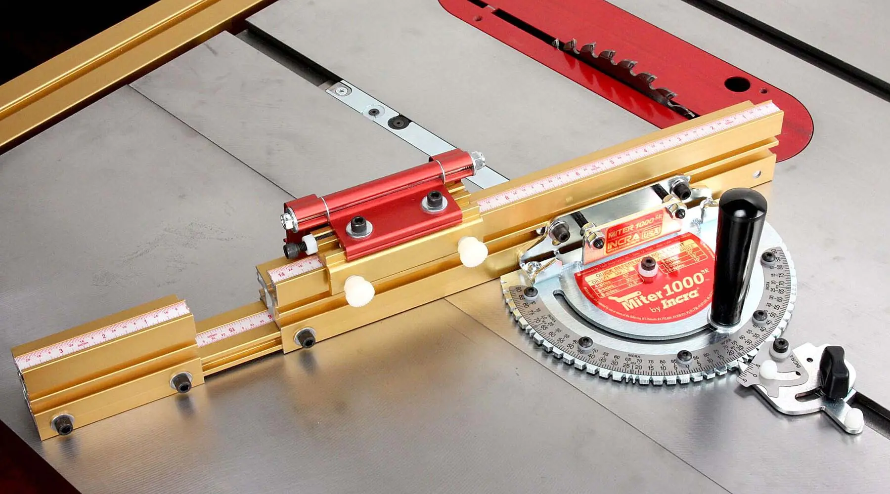 INCRA Calibre à Onglet 1000SE avec Rail de Guidage 18-31 po = 457-787 mm avec Butée Coulissante et Guide Parallèle Télescopique